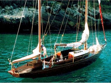 vaixell vela clasic de fusta